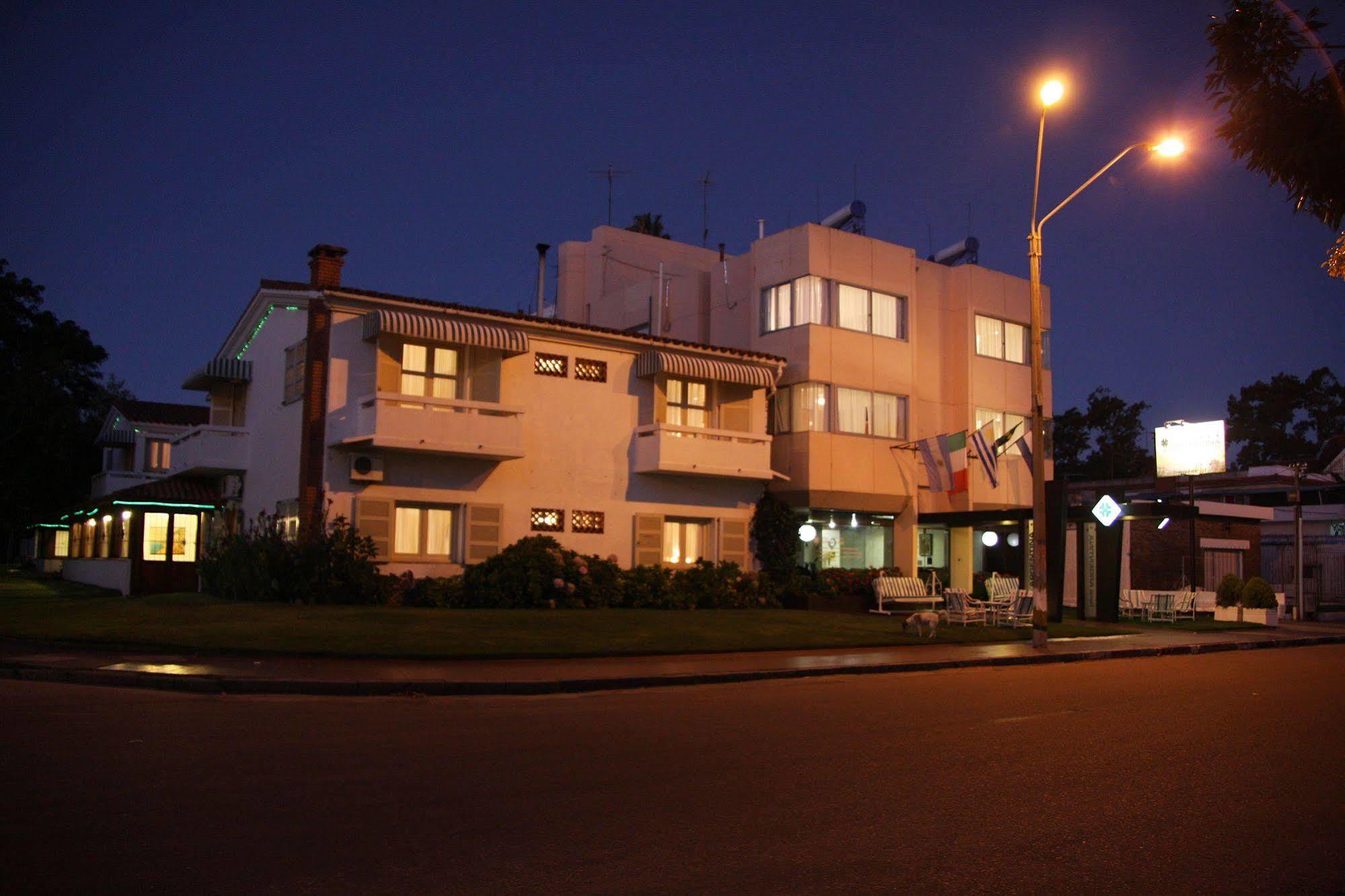 Hotel Argentina Atlantida Exterior photo